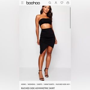 Boohoo Ruched Asymmetrical Skirt size 8 ; women’s black skirt